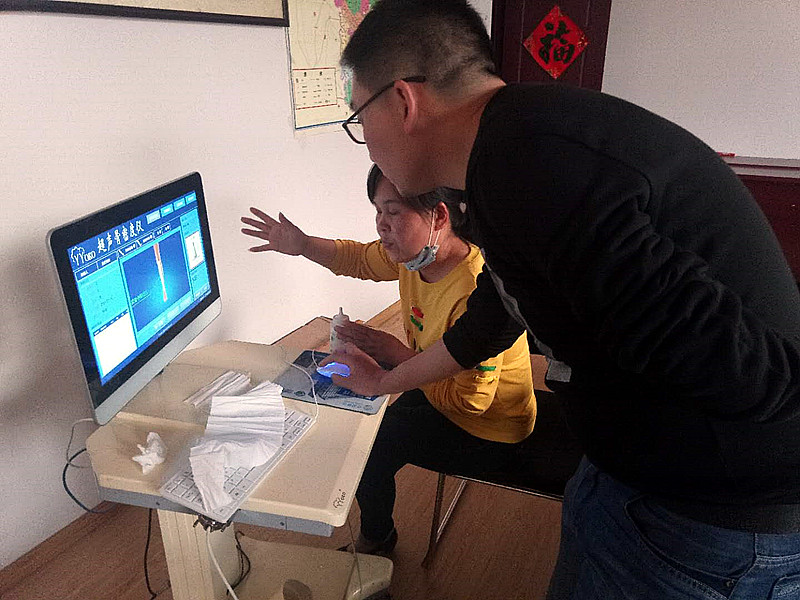 草莓视频黄色成人仪器走进安徽某生物科技有限公司草莓视频黄色成人低怎么办就找邦灿医药 草莓视频黄色成人仪器走进安徽某生物科技有限公司-公司人员进行安装培训知道